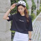 Lettering Elbow Sleeve Cropped T-shirt