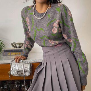 Round-neck Floral Knit Top