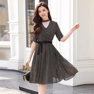 Short-sleeve Dotted Tie-waist Dress