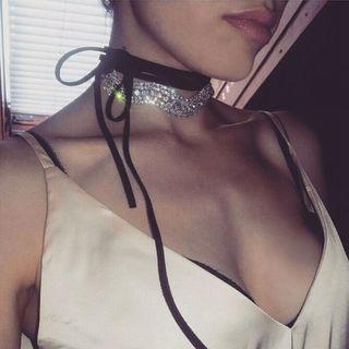 Rhinestone Wave Choker