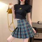 Crescent Embroidered Short-sleeve Cropped T-shirt / Plaid Pleated Skirt