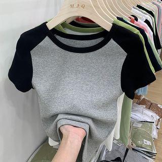 Short-sleeve Round Neck Raglan Cropped T-shirt