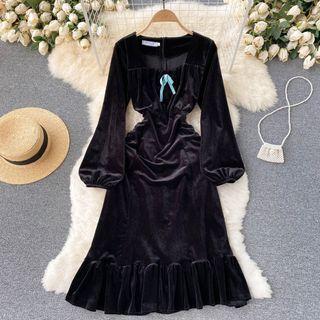 Square-neck Ruffle Hem Velvet Long-sleeve Dress