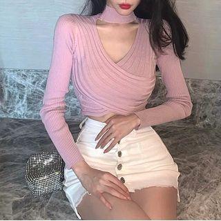 Choker Cropped Knit Top / Buttoned Mini Denim Skirt
