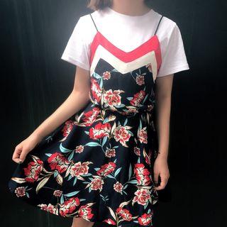 Set: Short-sleeve T-shirt + Floral Print Strappy A-line Dress
