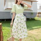 Short-sleeve Avocado Print T-shirt / Skirt / Set