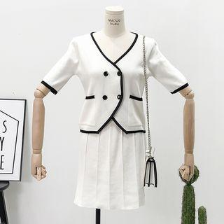 Set: Double-breasted Light Knit Top + A-line Skirt