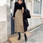 Band-waist Checked Long Skirt Check - One Size