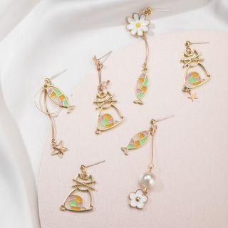 Mismatch Animal Earring