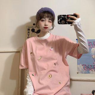Short-sleeve Peach Embroidered Top + Plaid Long-sleeve Top