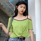 Asymmetric Cold-shoulder Short-sleeve Twist Cropped T-shirt