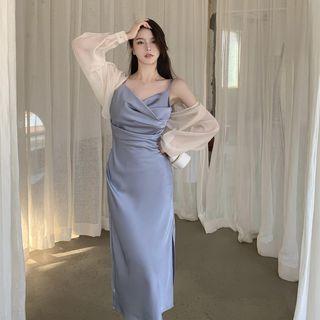 V-neck Plain Pleated Dress / Plain Cape