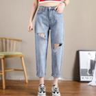 Distressed Tapered Cropped Jeans / Tapered Cropped Jeans