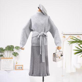 Mock-neck Open Back Sweater