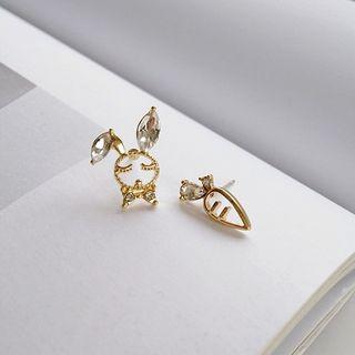 Non-matching 925 Sterling Silver Rhinestone Rabbit & Carrot Earring 1 Pair - S925 Silver Studded Earring - Gold - One Size