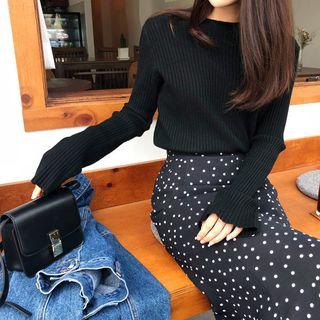 Round-neck Loose-fit Ribbed Sweater
