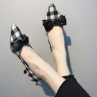 Pointed Bow Tie Checked Pumps