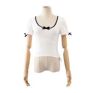 Short-sleeve Contrast Trim Bow Accent Knit Top