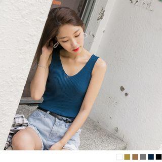 V-neck Sleeveless Plain Knit Top