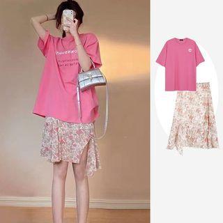 Short-sleeve Lettering T-shirt / Floral Print A-line Skirt / Set