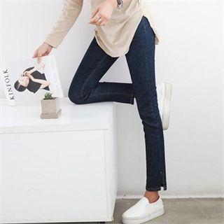 Slit-side Stitched Jeans