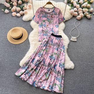 Set Of 2 : Short-sleeve Round-neck Print Top + High-waist Accordion Pleat Maxi Skirt