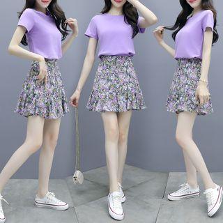 Set: Short-sleeve Plain T-shirt + Floral Print Mini A-line Skirt