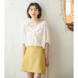 Short-sleeve Dotted Ruffled Blouse