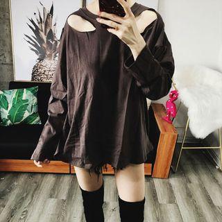Cutout Plain Top