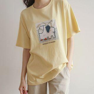 Elephant Illustration-printed T-shirt