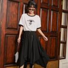 Short-sleeve Printed T-shirt / Midi Skirt