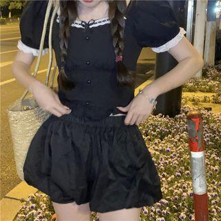 Off-shoulder Lace Blouse / Balloon Shorts