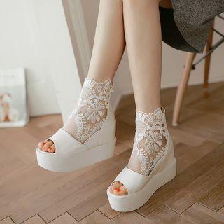 Platform Lace Ankle Boots