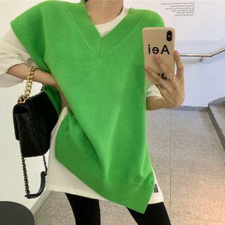 Plain Loose-fit Short-sleeve T-shirt / Knit Vest / Boot-cut Pants