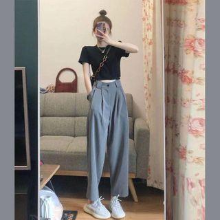 Set: Short-sleeve T-shirt + Dress Pants