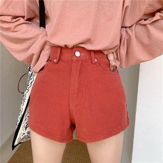 Long-sleeve Plain T-shirt / High-waist Shorts