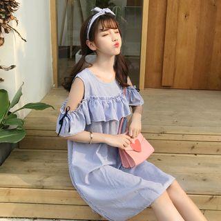 Ruffle Open Shoulder Short-sleeve Dress