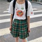 Short-sleeve Print T-shirt / Plaid High-waist Shorts
