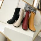Cylinder-heel Ankle Boots