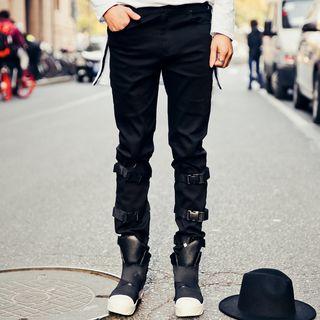 Buckled Straight-cut Jeans