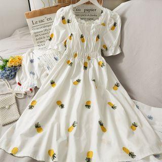 Lace-trim Embroidered Ruched Midi Dress