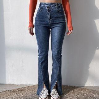 Asymmetric Slit-hem Boot-cut Jeans