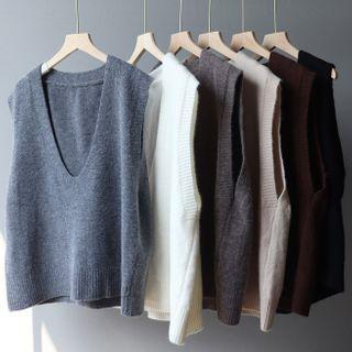 Plain Deep V-neck Knit Vest