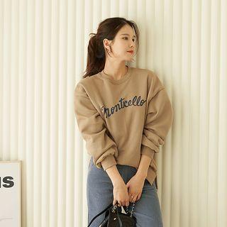 Letter-printed Slit-side Napped Pullover