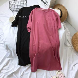 Short Sleeve Pocket Front Embroidered T-shirtdress