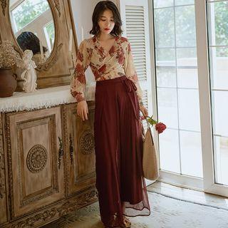 V-neck Flower Print Blouse / Wide-leg Pants