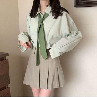 Plain Shirt / Neck Tie / Plaid A-line Skirt