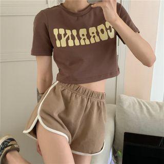 Short-sleeve Lettering Print T-shirt / Sweatshorts
