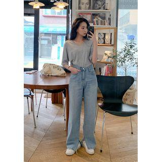 Slit-hem Semi Wide-leg Jeans