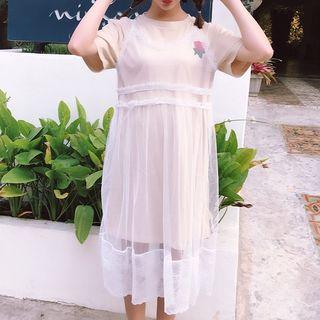 Set: Flower Embroidered Short Sleeve T-shirt Dress + Lace Trim Spaghetti Strap Dress